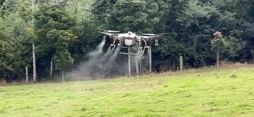 Drone Fertiliser Spraying